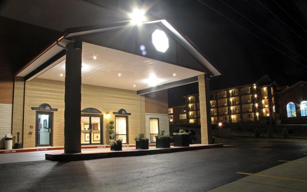 Grand View Inn & Suites Branson Extérieur photo