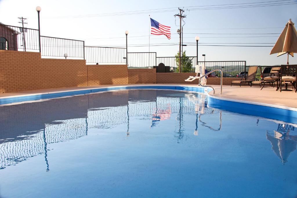 Grand View Inn & Suites Branson Extérieur photo